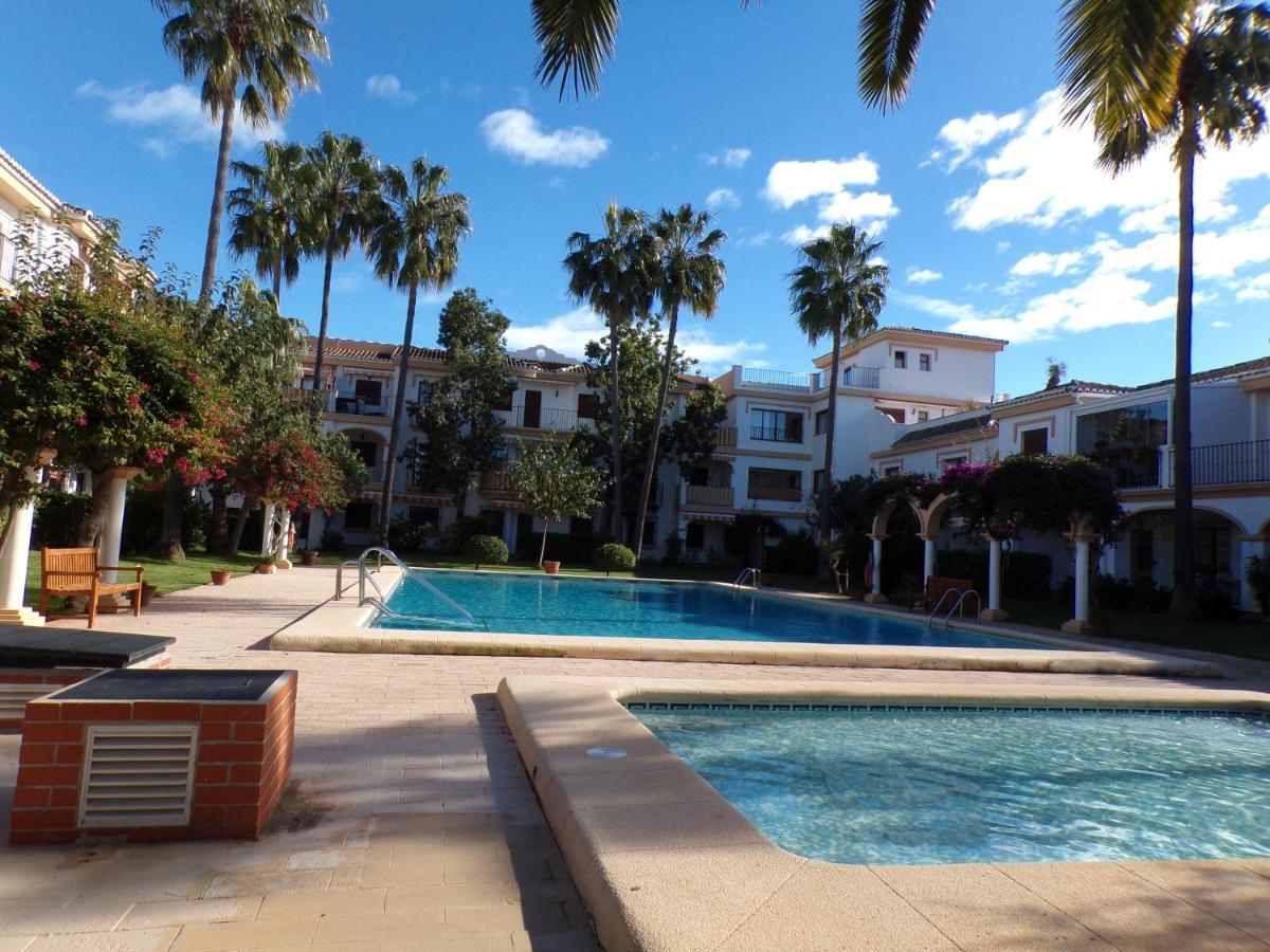 Planta Baja Con Porche Y Piscina, Cerca Del Mar Διαμέρισμα Denia Εξωτερικό φωτογραφία